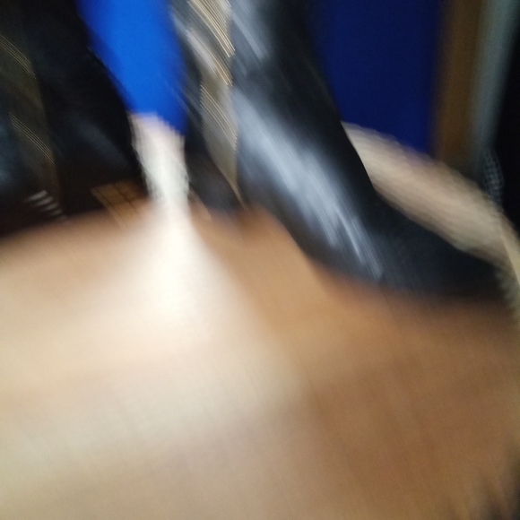 Michael Kors Black & Brown Leather Riding Boots w/ Gold Tone Hardware Sz. 7.5-US - Picture 12 of 16